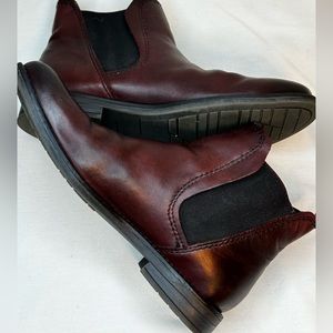 Marco Tozzi- Chelsea Classic Ankle Boot in Bordeaux Antic